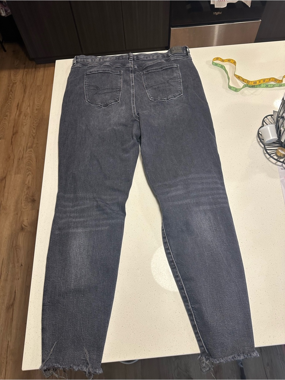 American Eagle Outfitters Women's 20 Long Distressed Black Jeans - Picture 10 of 12